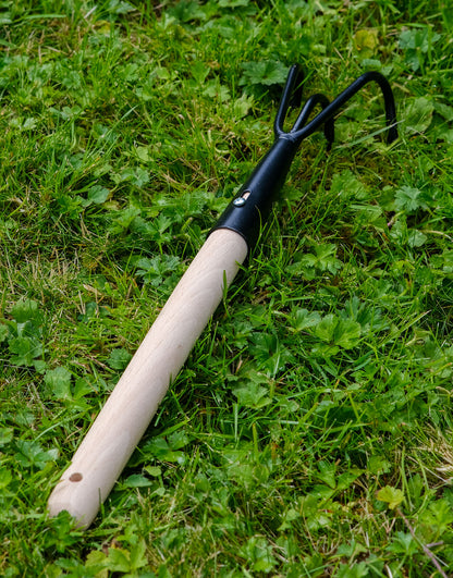 Cultivator - Green's of Ireland Online Garden Shop.  Tools, Avergon, Daffodil Bulbs, Tulip Bulbs, Crocus Bulbs, Autumn Bulbs, Bulbs, Cheap Bulbs